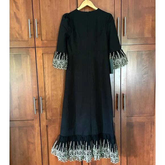 Pomander Place Black Lillith Dress Lace Maxi Size Small NEW - Picture 7 of 11